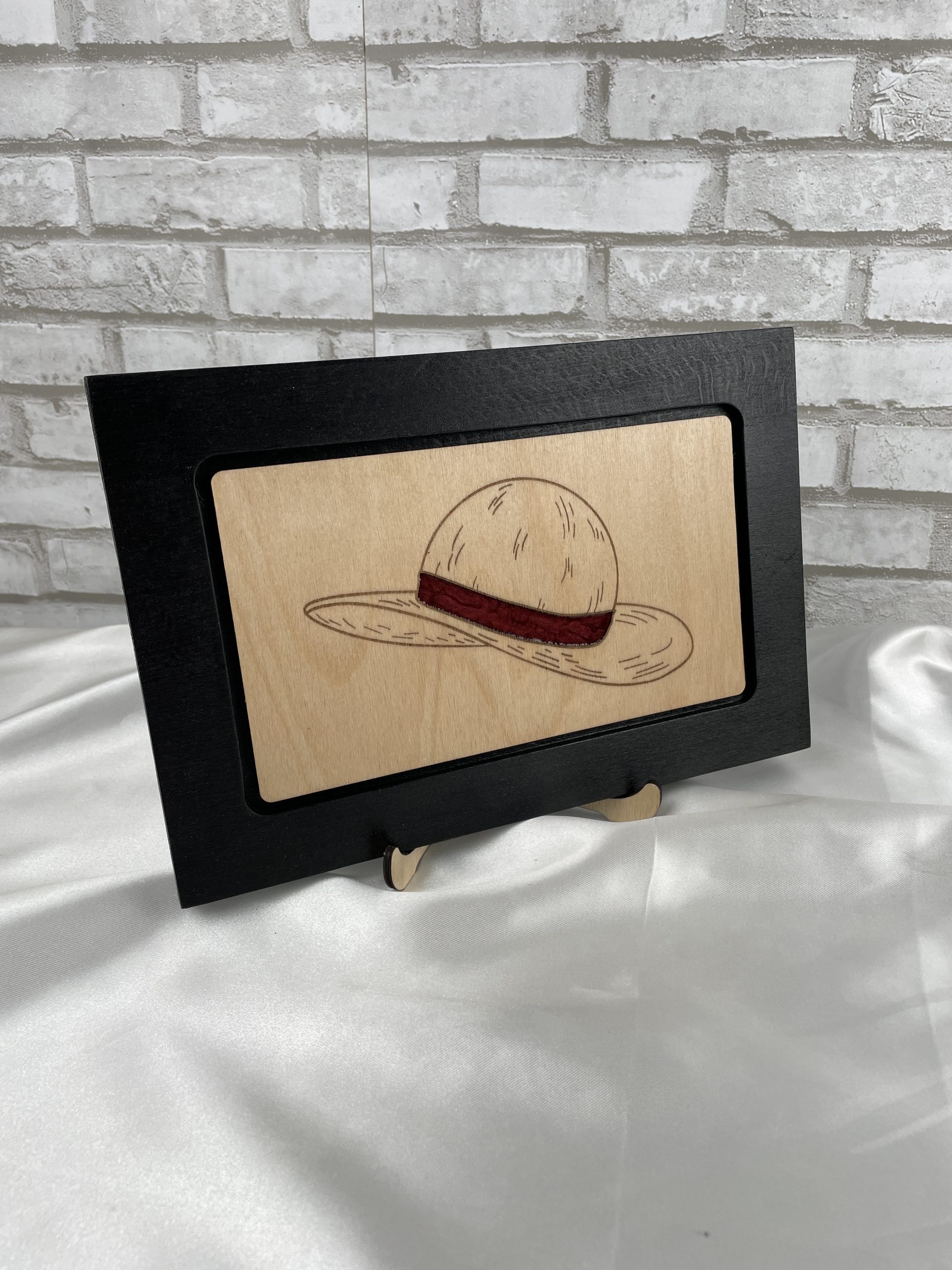 tableau en bois resine chapeau