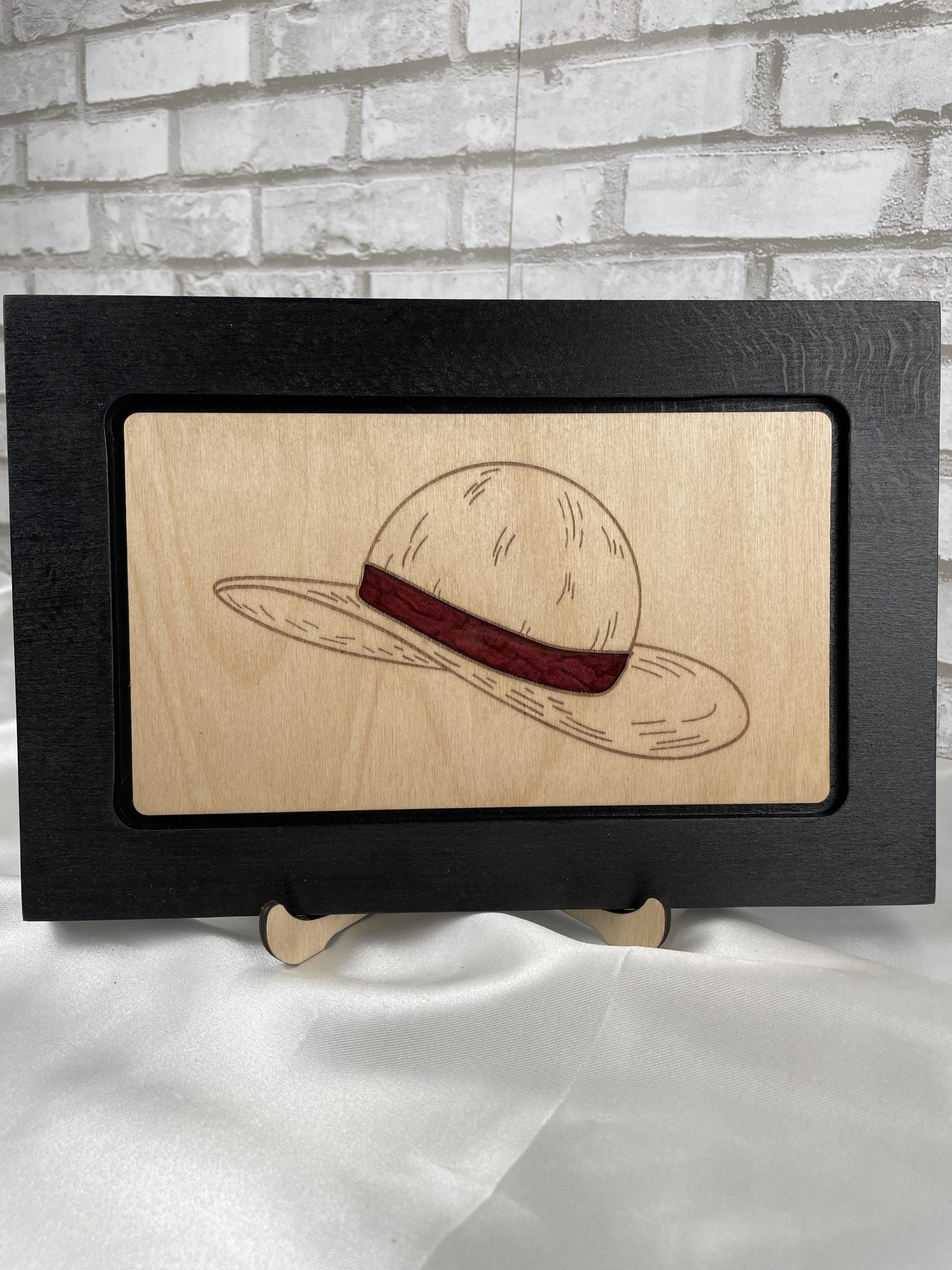 tableau en bois resine chapeau